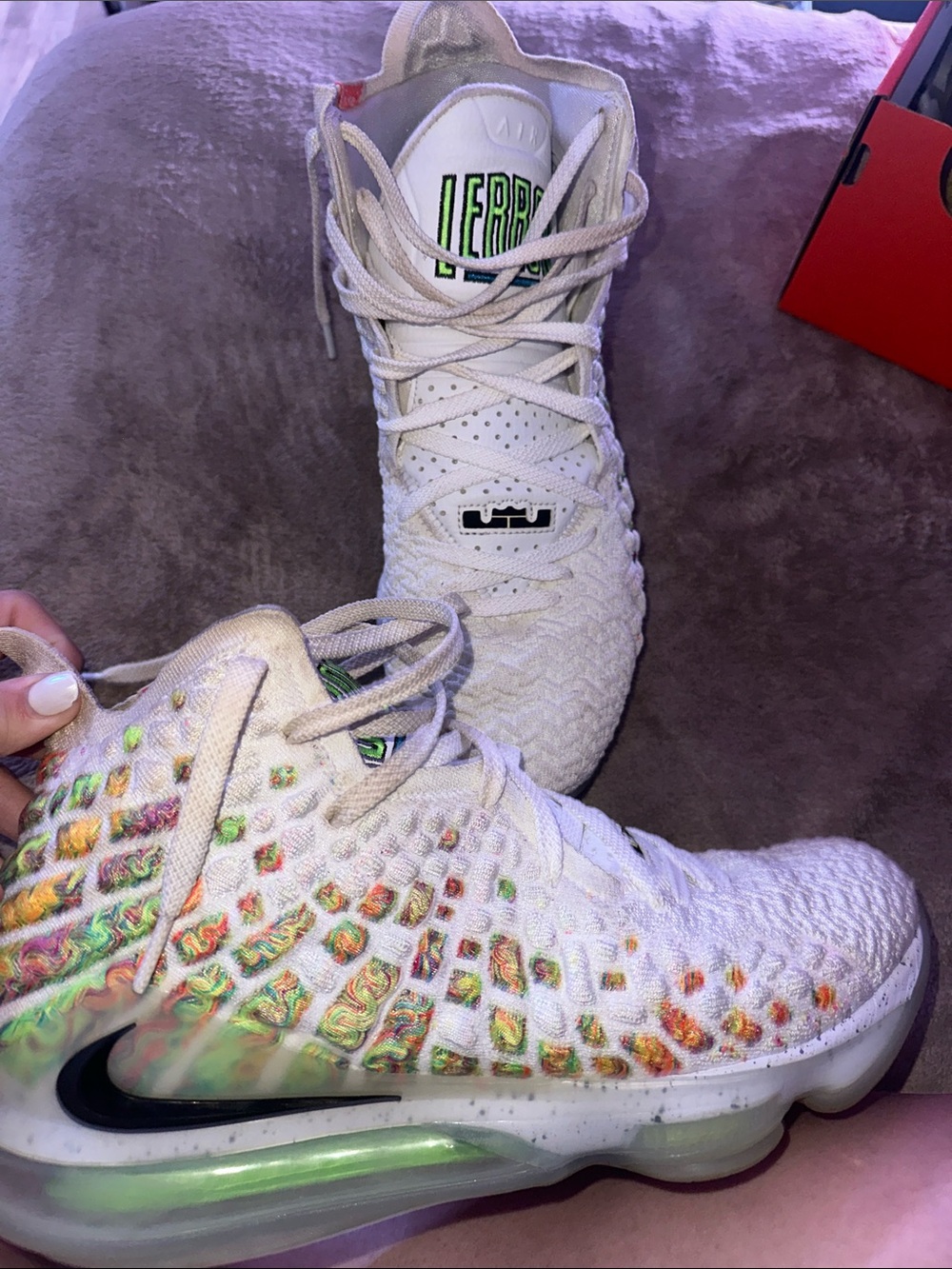 Lebron BASKETBALL SHOES